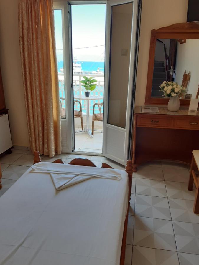 Hotel Anagennisis Frý 외부 사진