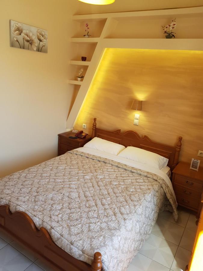 Hotel Anagennisis Frý 외부 사진