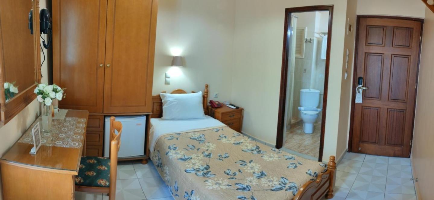 Hotel Anagennisis Frý 외부 사진