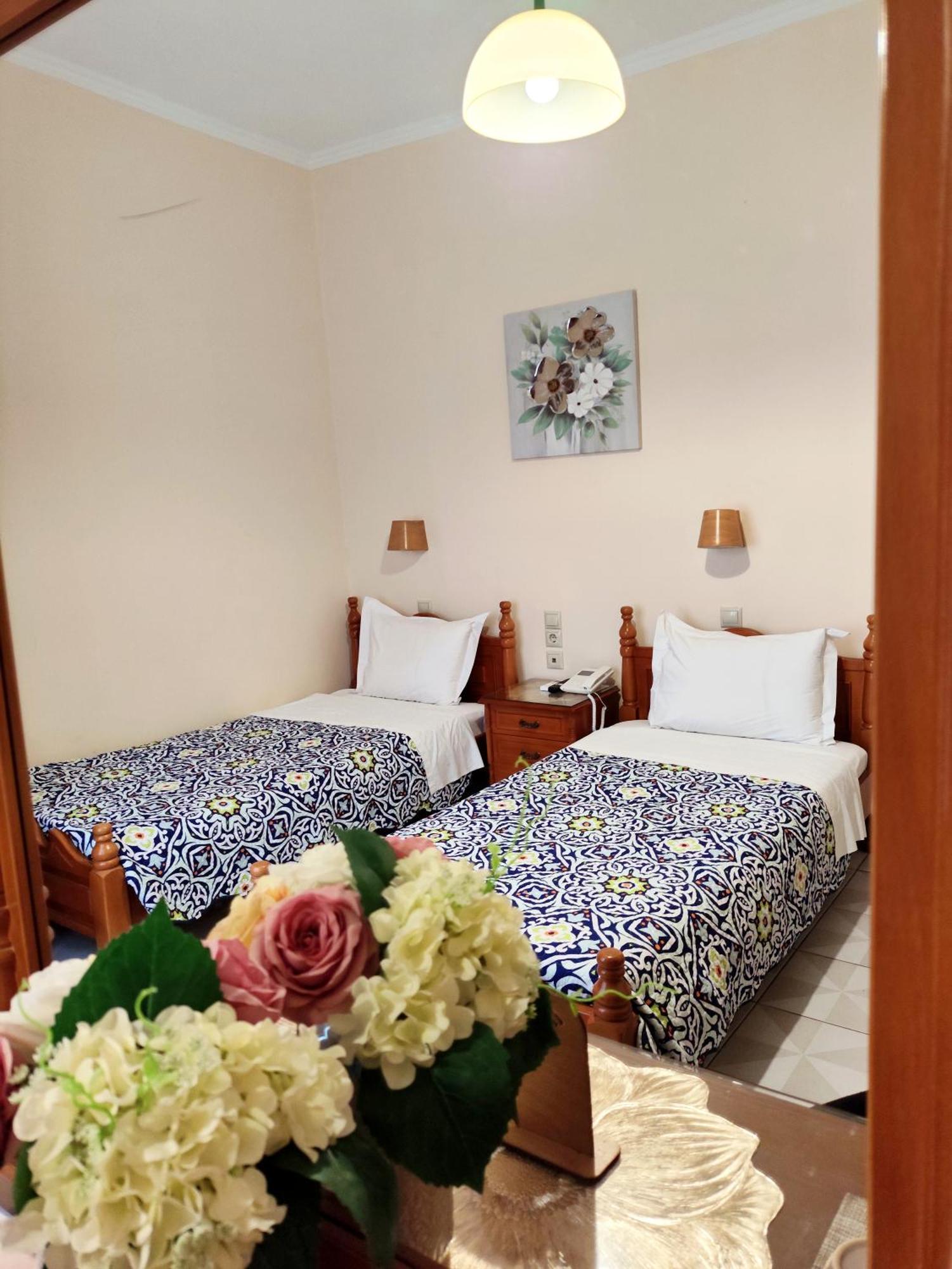 Hotel Anagennisis Frý 외부 사진