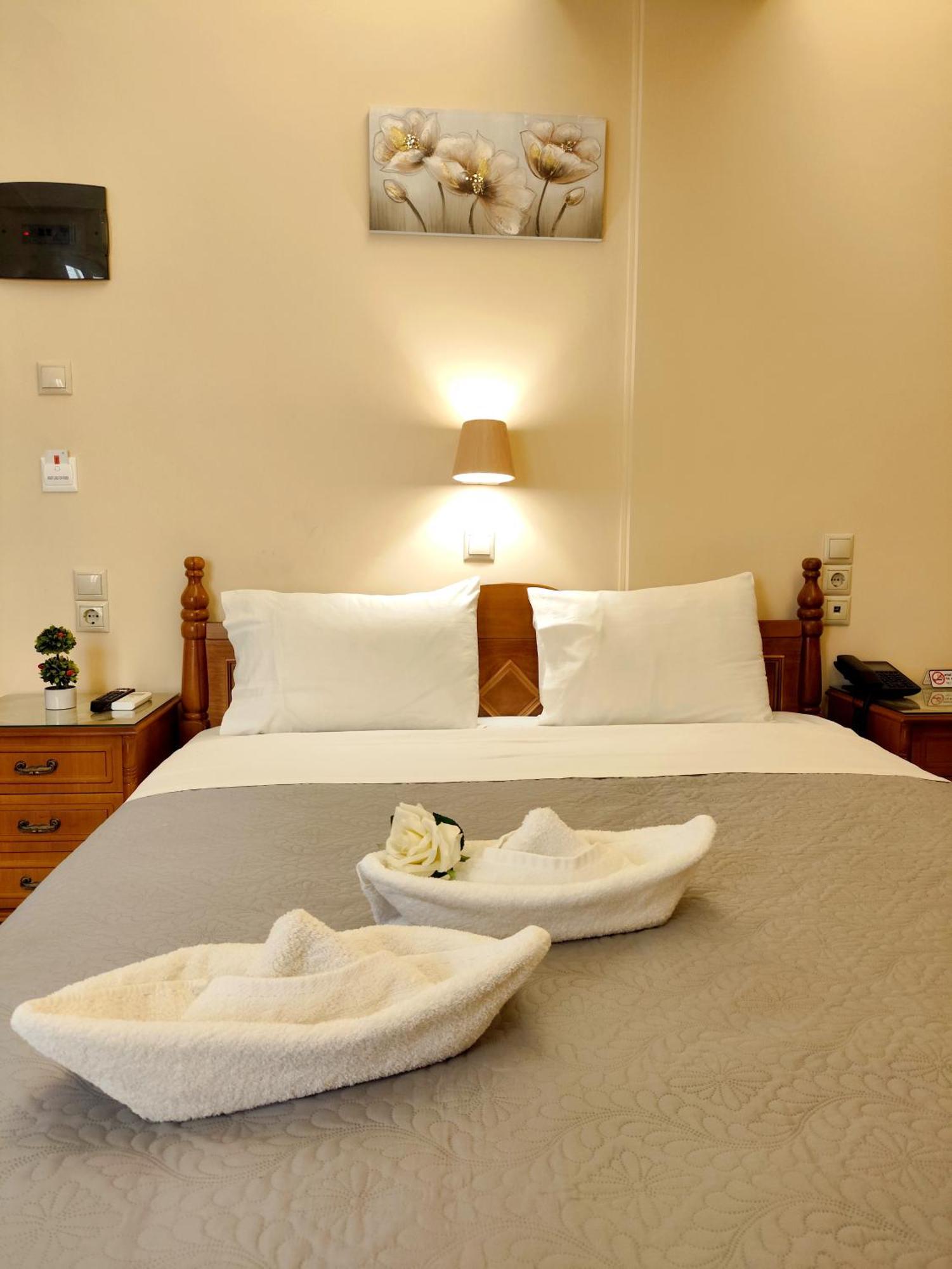 Hotel Anagennisis Frý 외부 사진